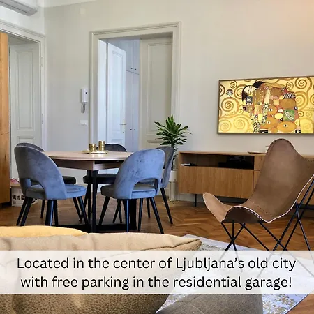 Riverside Apartment *